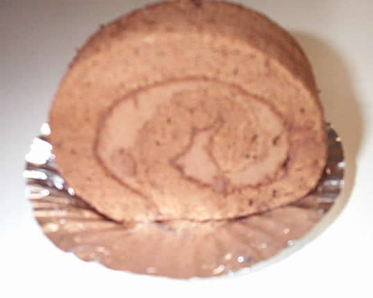 ココアロールケーキ